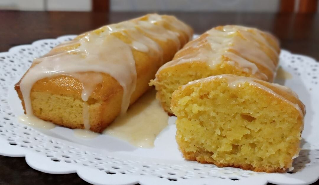 BUDÍN DE MANDARINA EN LICUADORA