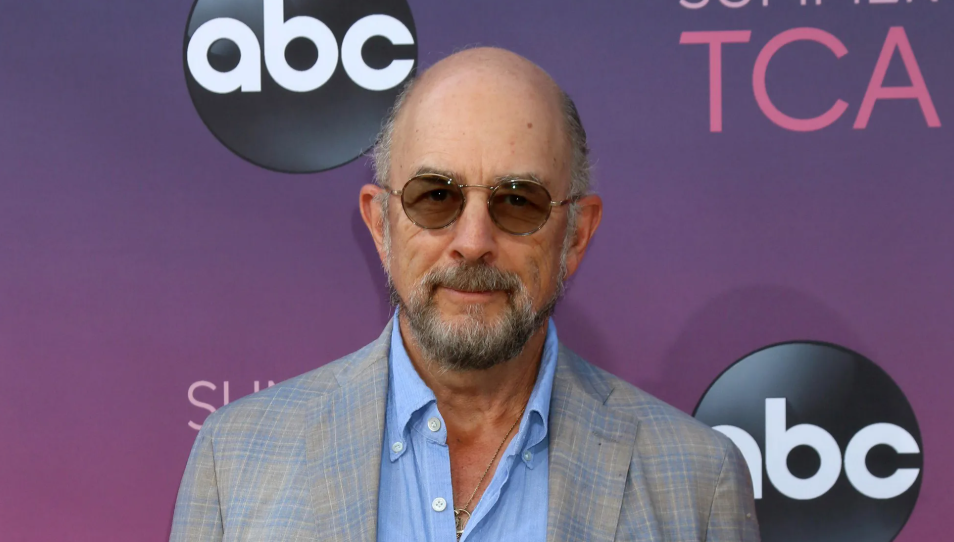 Richard Schiff
